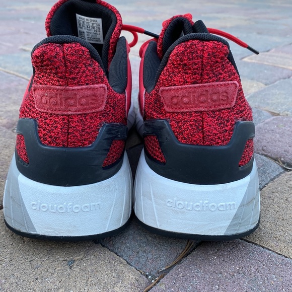 adidas cloudfoam red and black